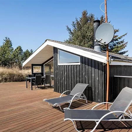 Tv1102-hirtshals-oster-kjulvej-28 Feriehus